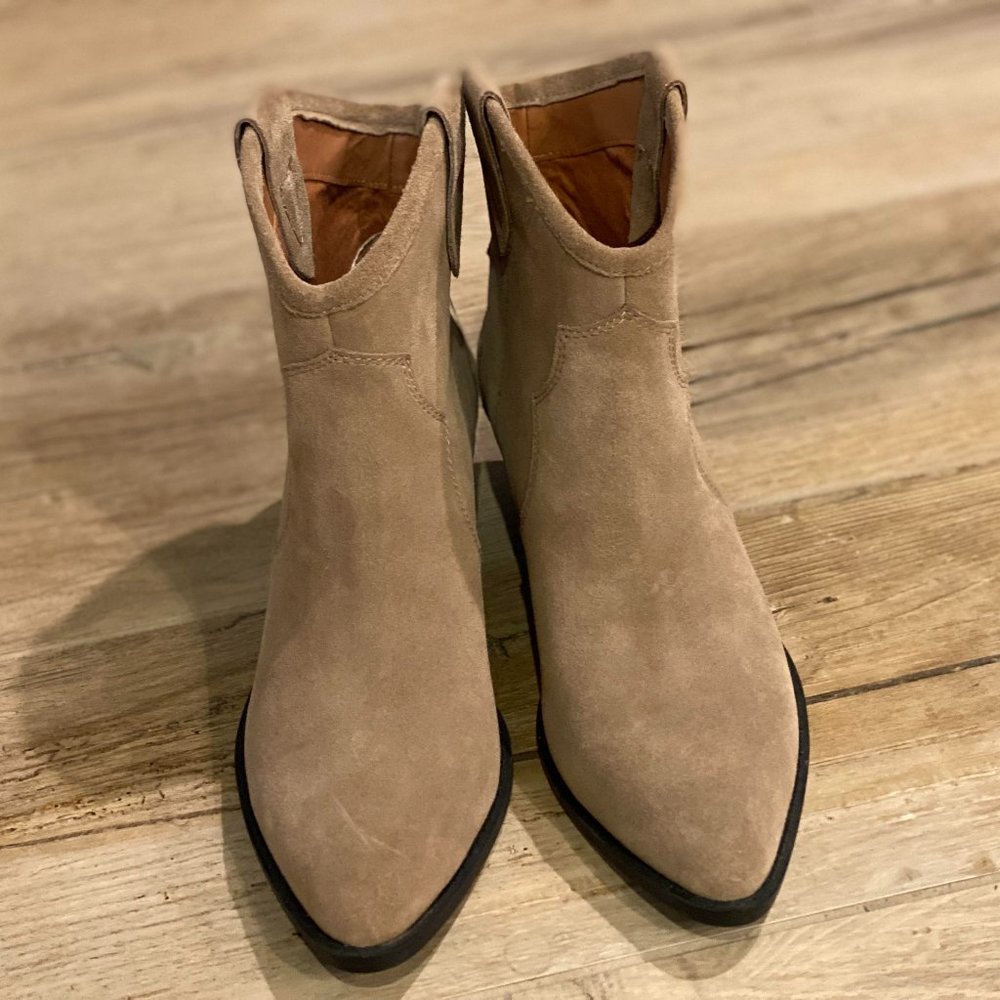 Chelsea & Violet Suede Booties